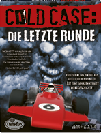 Ein rotes Rennwagenmodell mit der Nummer sechs f hrt auf einer Stra e vor einem d steren, wolkenverhangenen Hintergrund mit einem geisterhaften Gesicht und dem Text ber einen mysteri sen t dlichen Unfall eines Rennfahrers im Jahr 1970.  Beschreibung von KI generiert